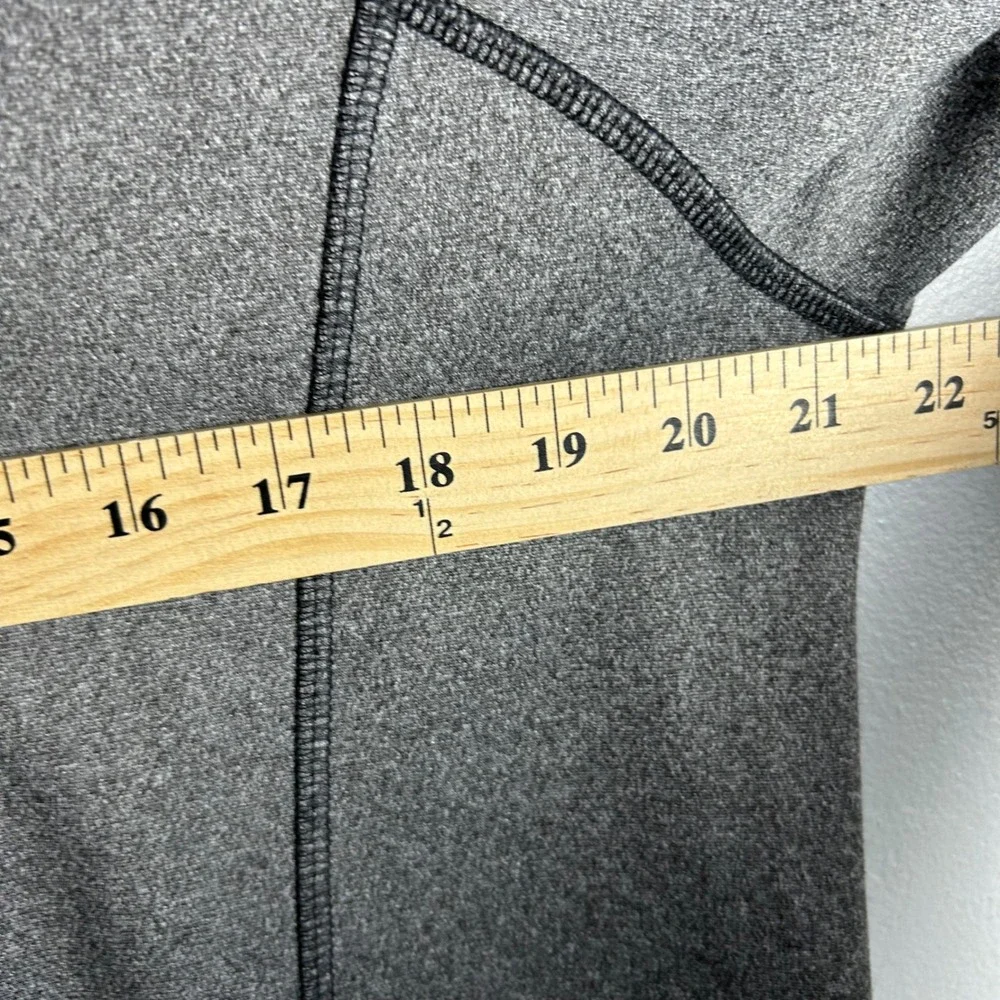 The North Face Mens Fleece Quarter Zip Pullover Gray M M‎ Athletic